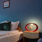 Private In The Centre 아파트
